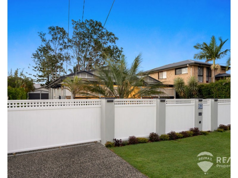 37 Finnie Road, Deagon QLD 4017