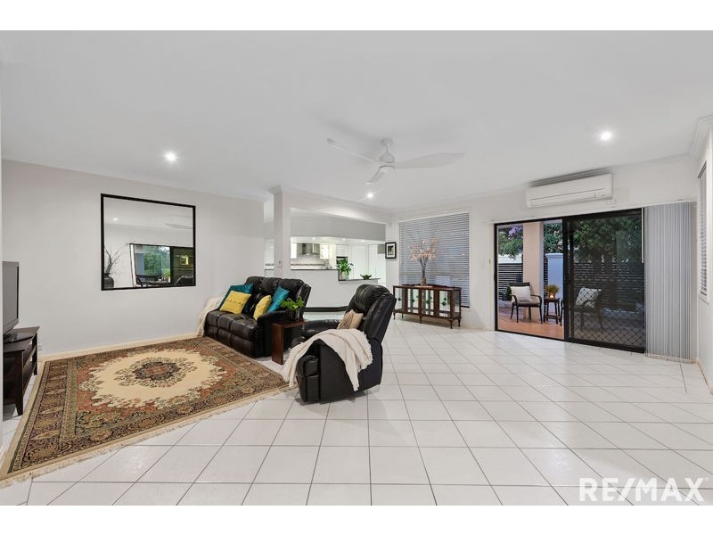 2 Copeland Drive, North Lakes QLD 4509