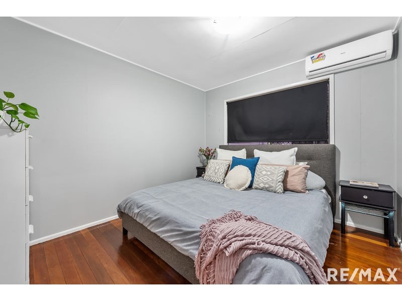 74 Pikett Street, Clontarf QLD 4019