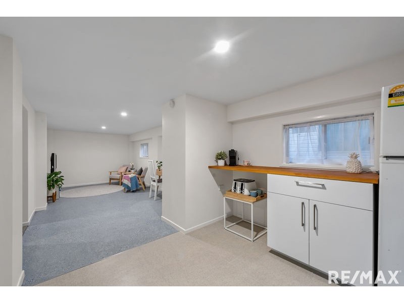 74 Pikett Street, Clontarf QLD 4019