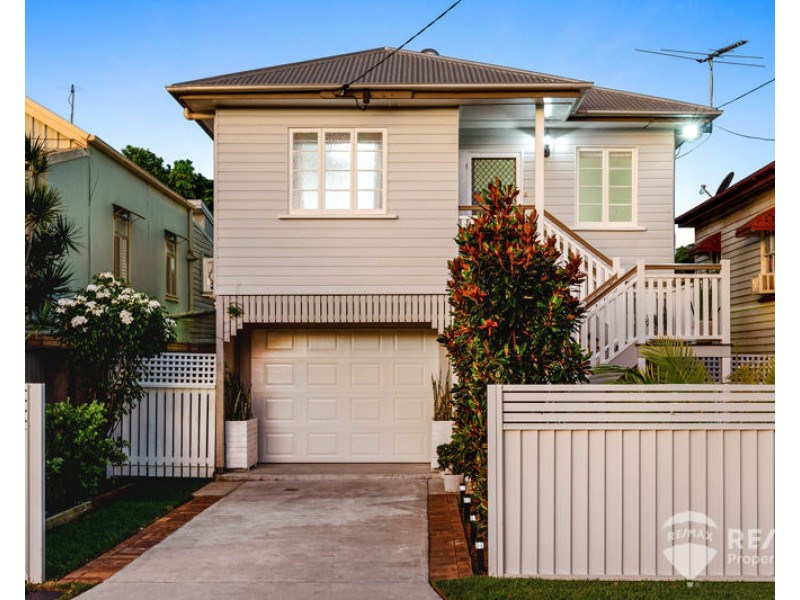 16 Murray Street, Sandgate QLD 4017