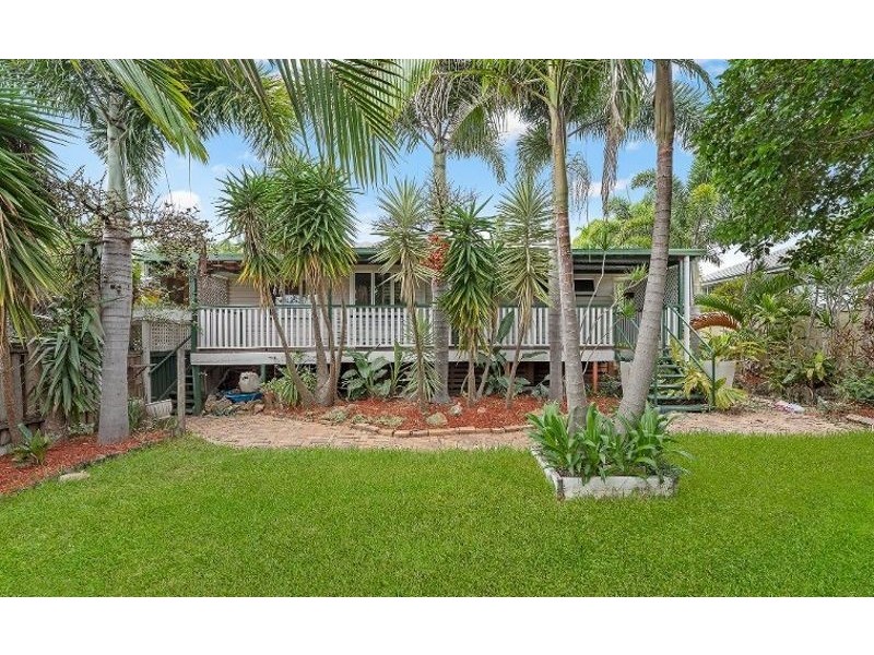 3 Hurrell Street, Clontarf QLD 4019