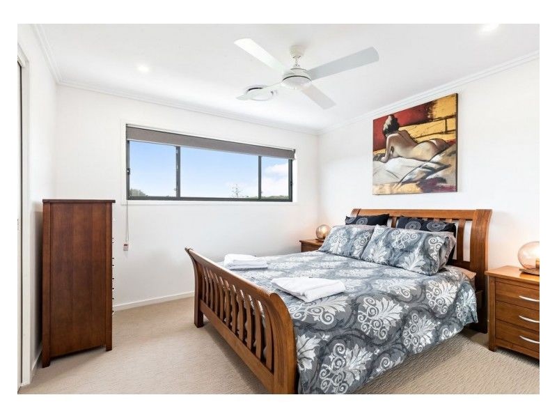 4/15 Percy Street, Redcliffe QLD 4020