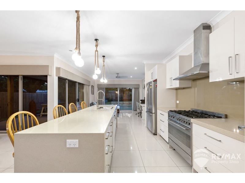 111 Alexandra Street, Sandgate QLD 4017