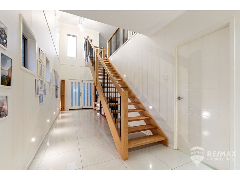 111 Alexandra Street, Sandgate QLD 4017