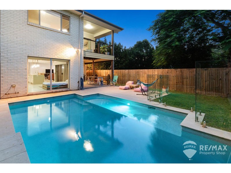 111 Alexandra Street, Sandgate QLD 4017