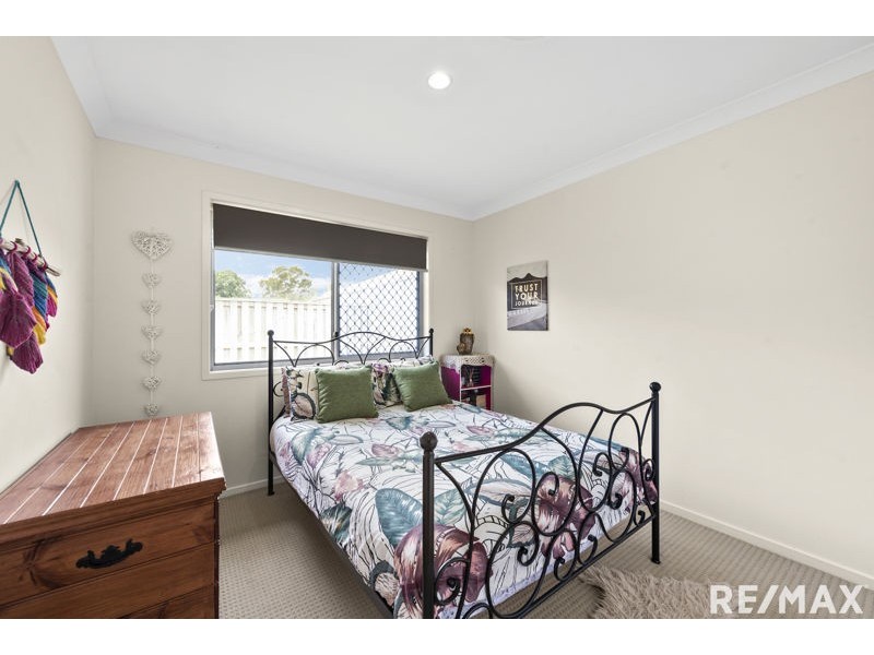 17 Central Green Drive, Narangba QLD 4504