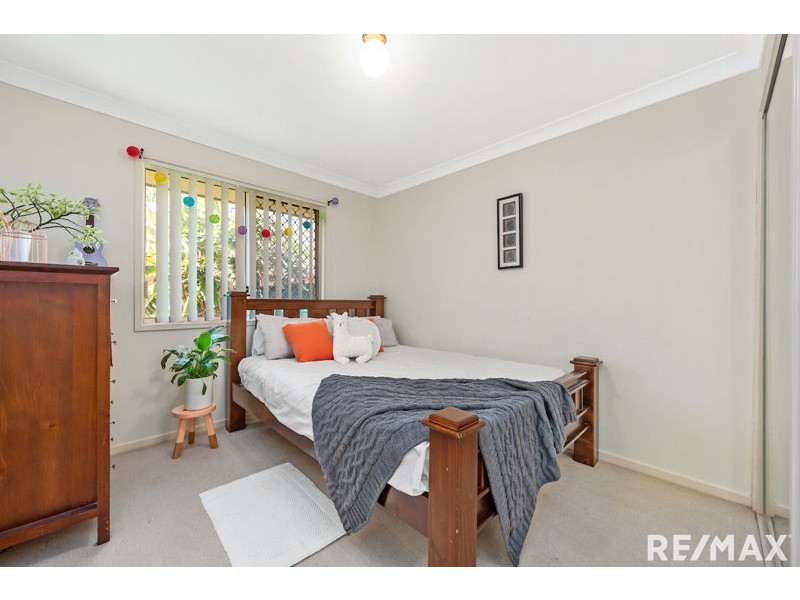 2 Gilbert Street, North Lakes QLD 4509