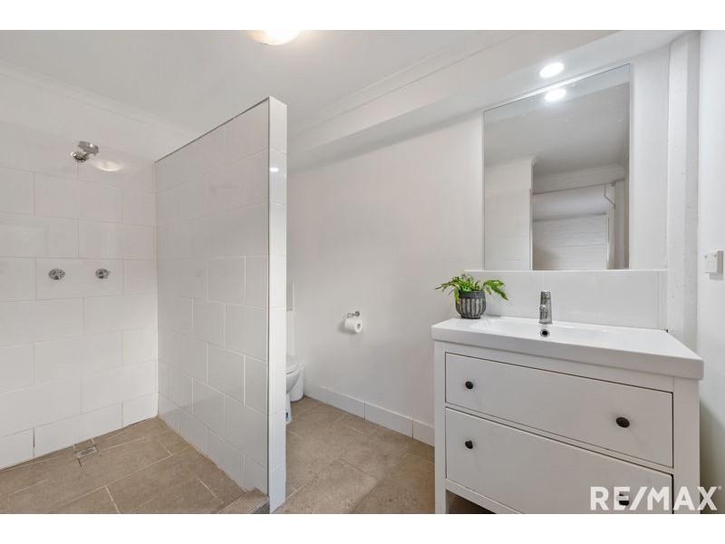 8 Parsons Street, Rothwell QLD 4022