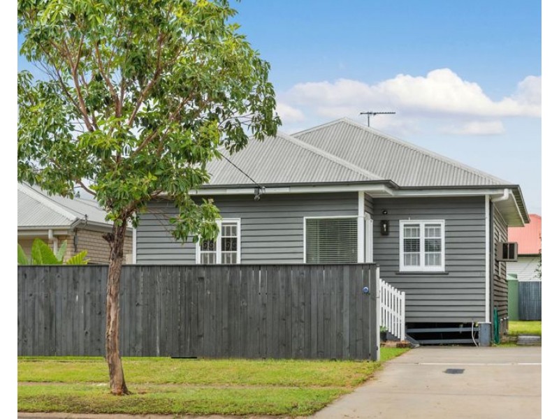 74 Barclay Street, Deagon QLD 4017
