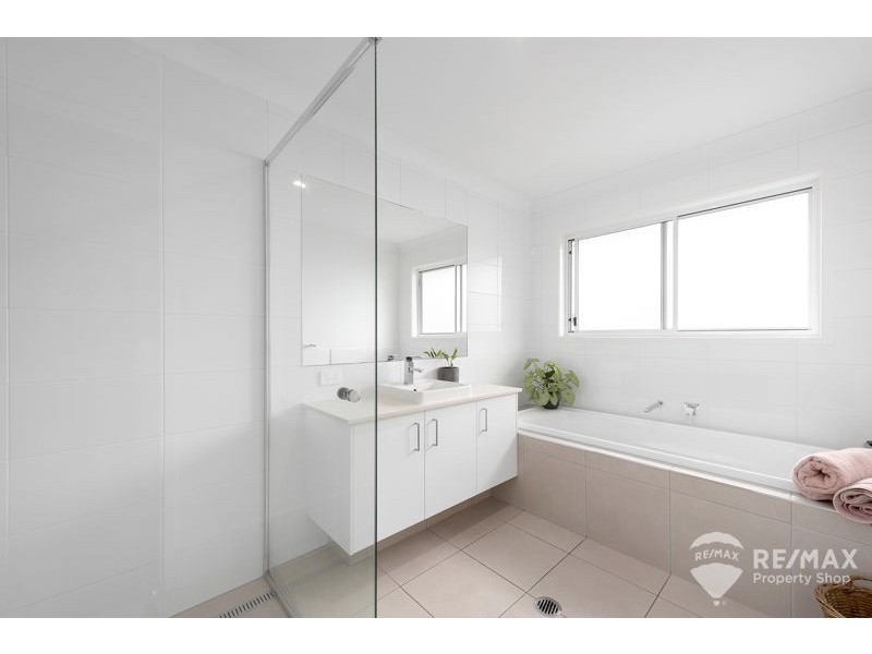 8 Aston Close, Brighton QLD 4017