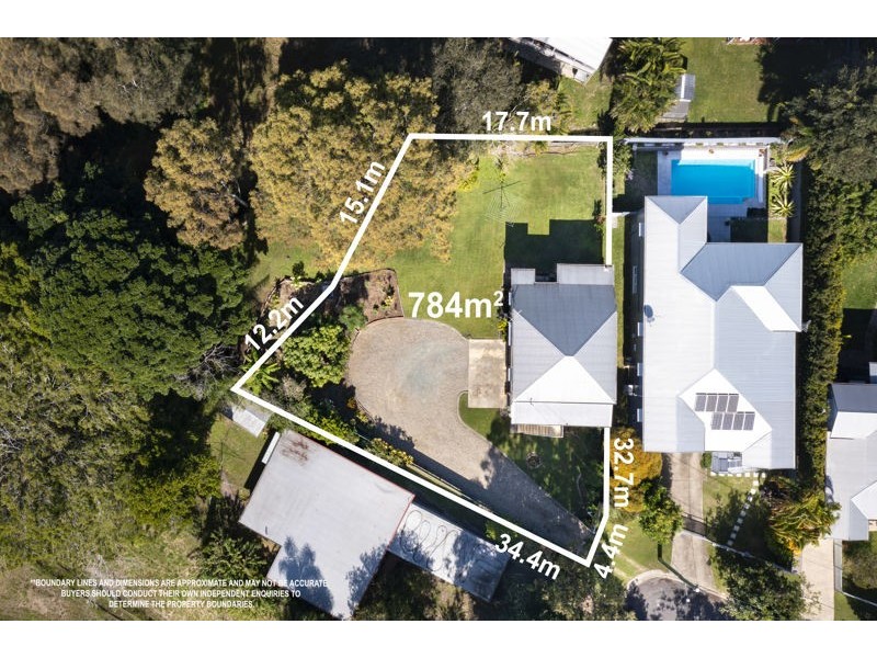 33 Gowen Street, Shorncliffe QLD 4017