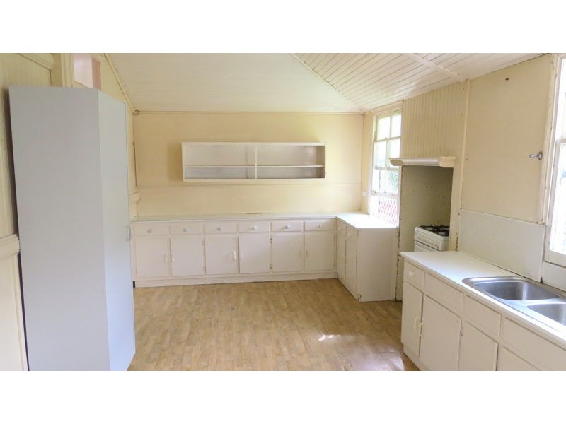 17 Lunn Street, Sandgate QLD 4017