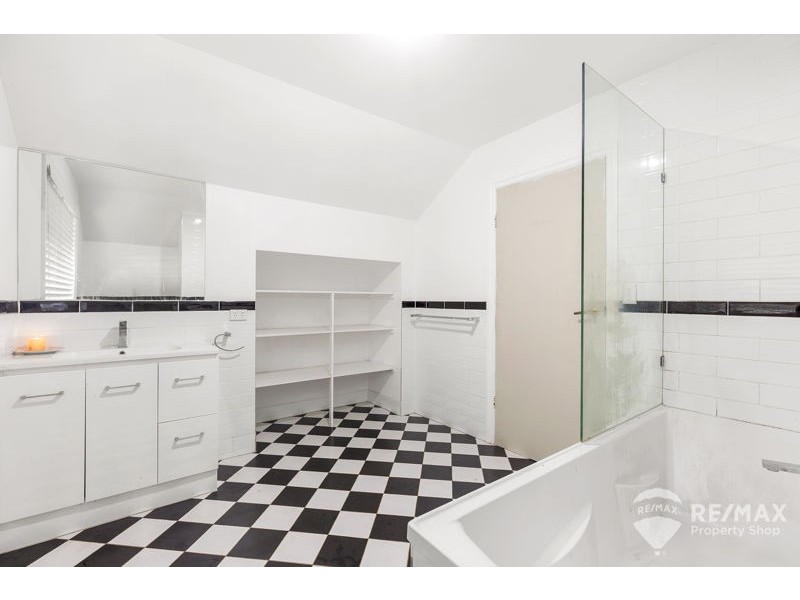 104 Alexandra Street, Sandgate QLD 4017