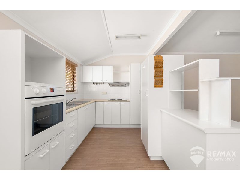 2/32 Third Avenue, Sandgate QLD 4017