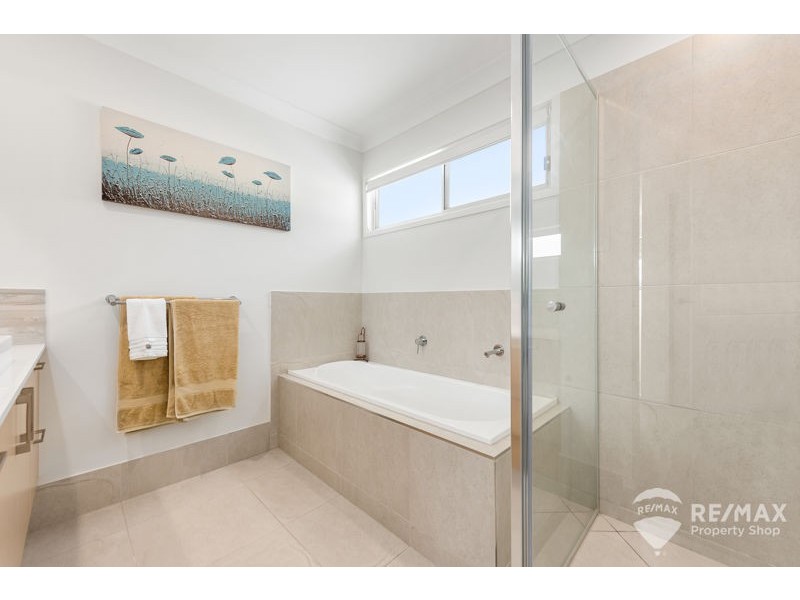 15 Goodenia Place, Brighton QLD 4017