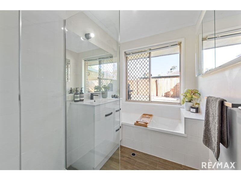 44 Walton Crescent, Murrumba Downs QLD 4503