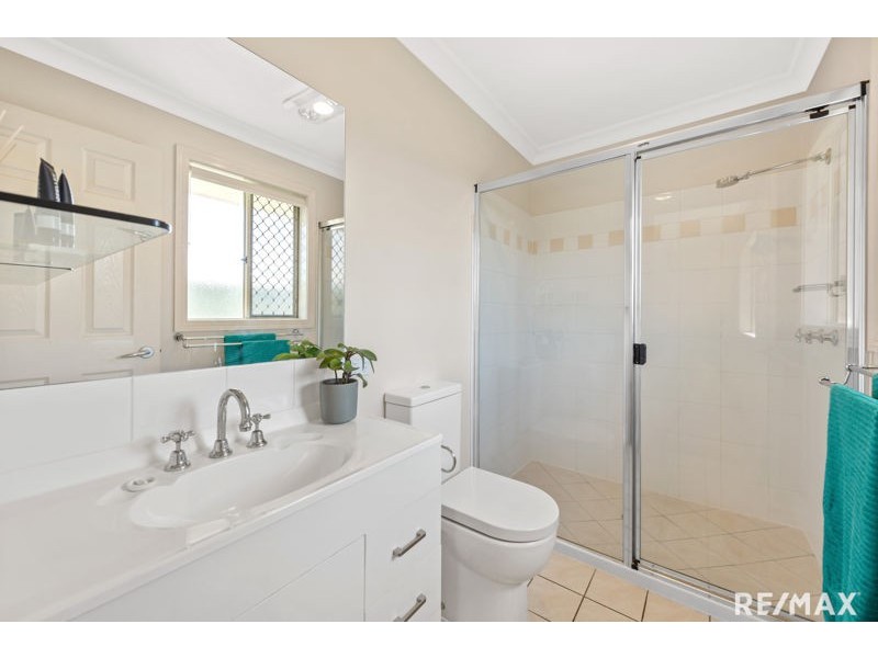 15 Willandra Parade, North Lakes QLD 4509