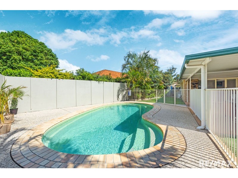 15 Willandra Parade, North Lakes QLD 4509