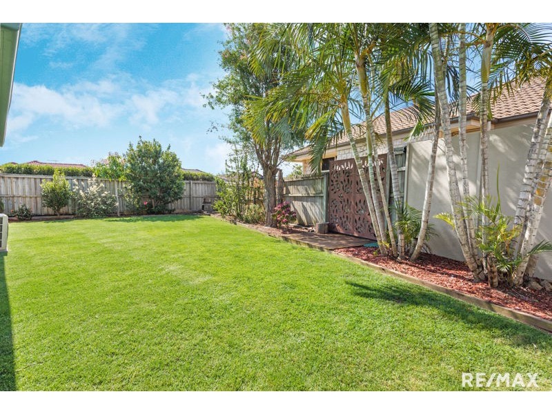 15 Willandra Parade, North Lakes QLD 4509