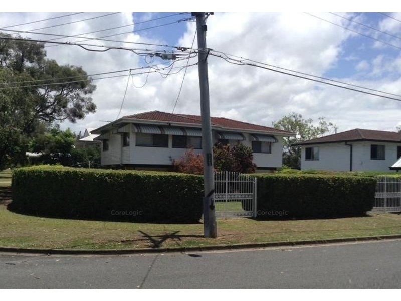 19 East Avenue, Brighton QLD 4017