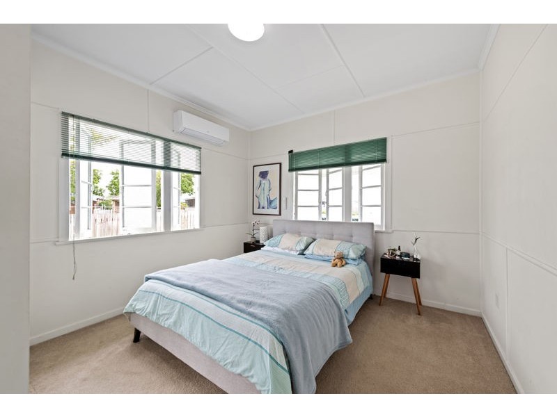 3 Blackwood Road, Deagon QLD 4017