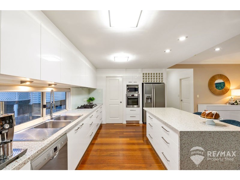 40 Second Avenue, Sandgate QLD 4017