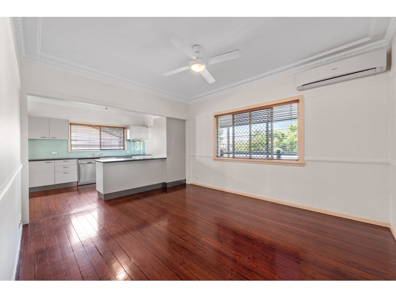 10 Adams, Deagon QLD 4017