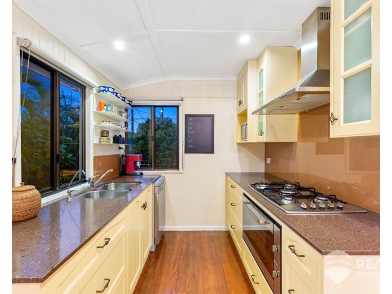 49 Seaview Street, Brighton QLD 4017