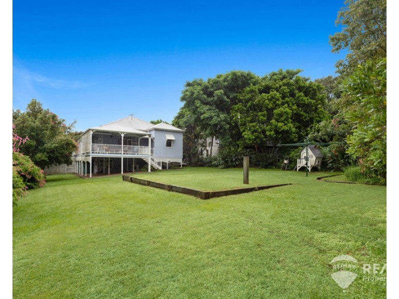 72 Yundah Street, Shorncliffe QLD 4017