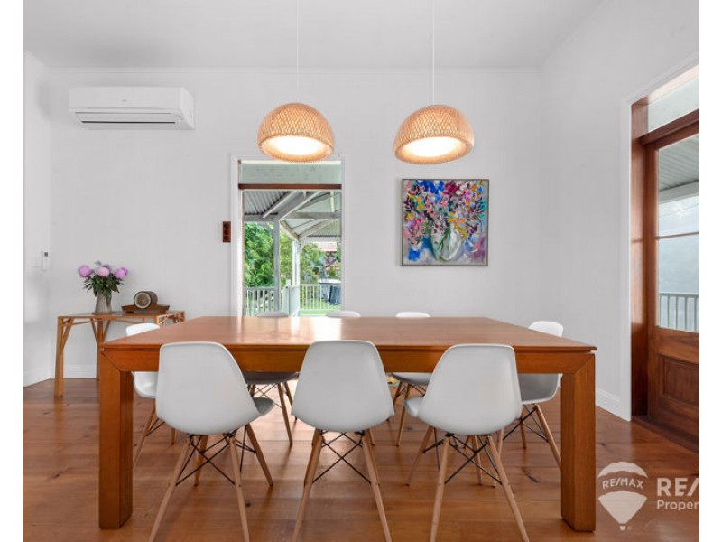 72 Yundah Street, Shorncliffe QLD 4017