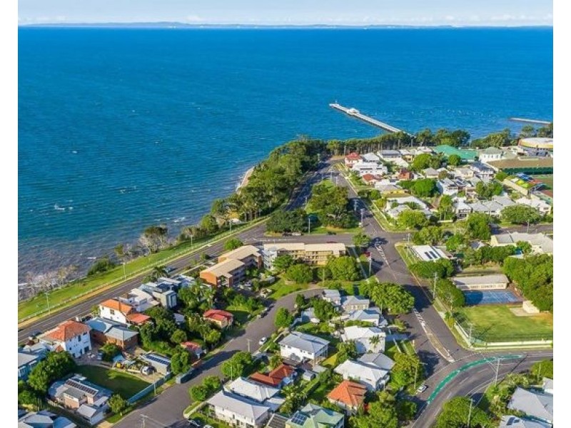 72 Yundah Street, Shorncliffe QLD 4017