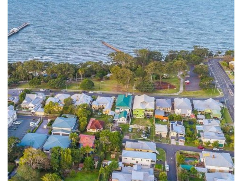 72 Yundah Street, Shorncliffe QLD 4017