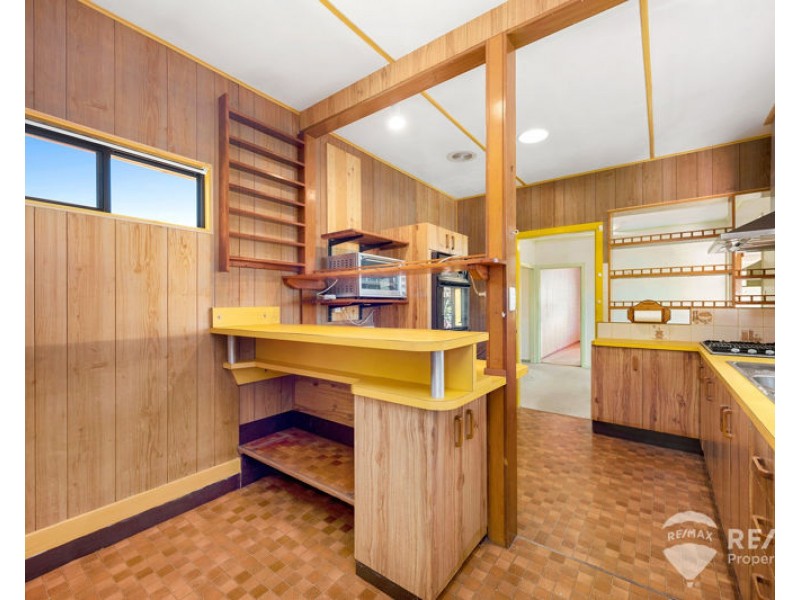 17 Gordon Street, Brighton QLD 4017