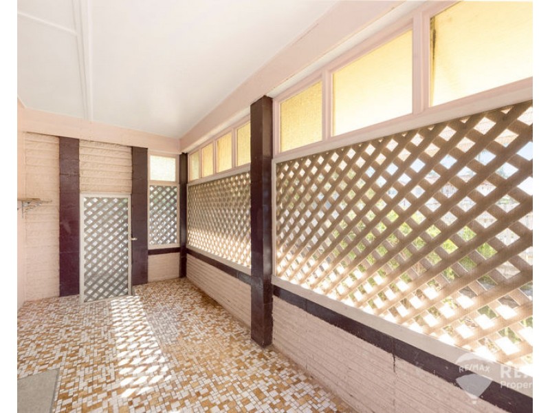 17 Gordon Street, Brighton QLD 4017