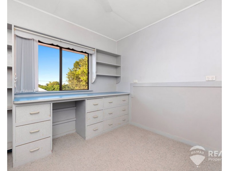 17 Gordon Street, Brighton QLD 4017