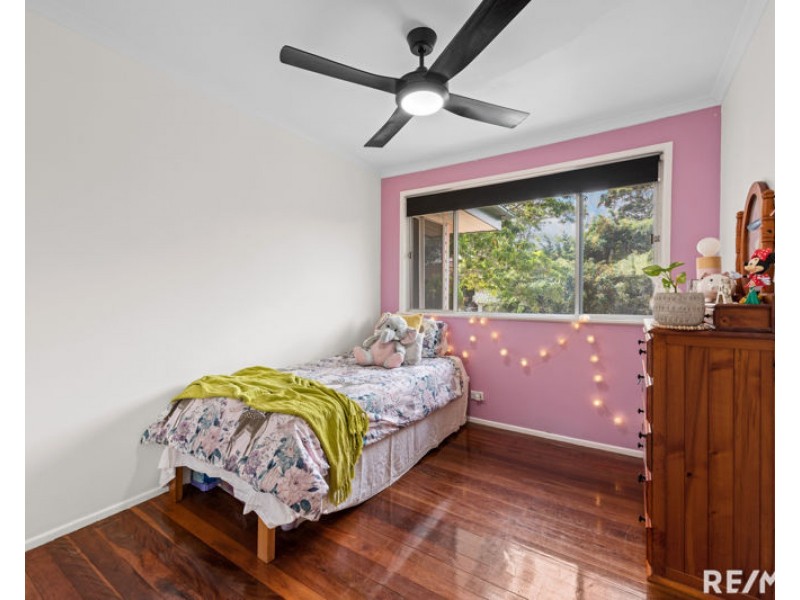22 Lerose Ave, Kallangur QLD 4503