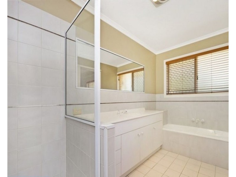6B 26 Dixon Street, Strathpine QLD 4500