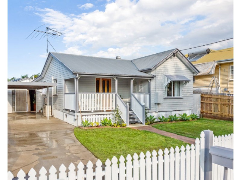 60 Blackwood Road, Deagon QLD 4017