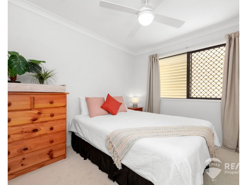 1 Venice Crescent, Brighton QLD 4017