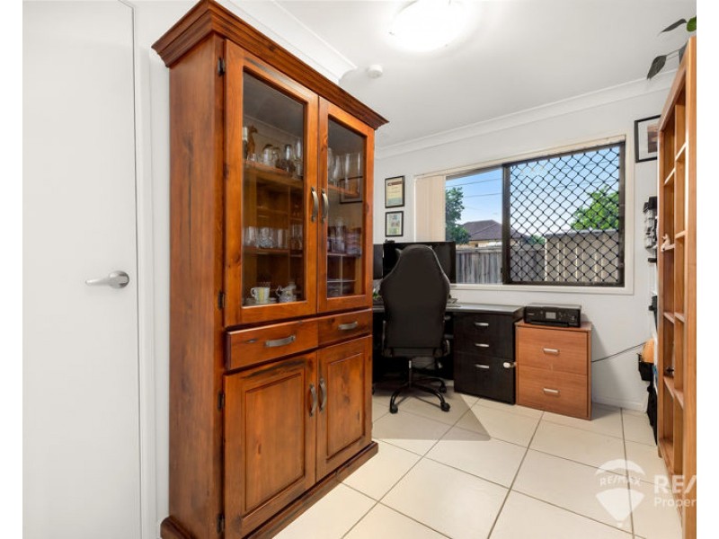 1 Venice Crescent, Brighton QLD 4017