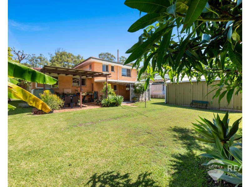 27 Deagon Street, Sandgate QLD 4017