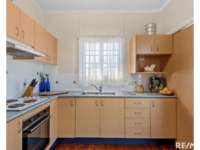 62 Blackwood Road, Deagon QLD 4017