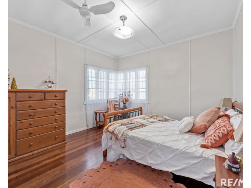 62 Blackwood Road, Deagon QLD 4017