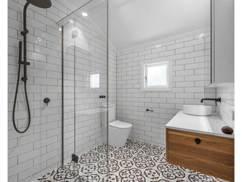 39 Deagon Street, Sandgate QLD 4017