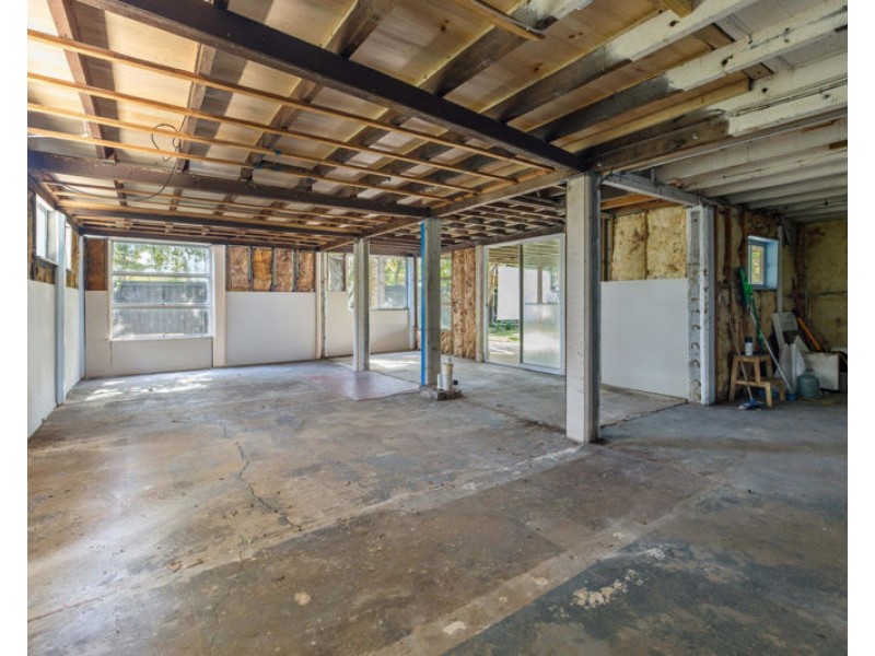 39 Deagon Street, Sandgate QLD 4017