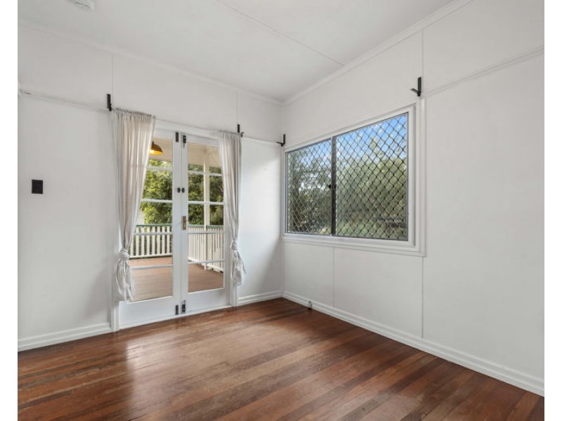 21 Maclean Street, Brighton QLD 4017