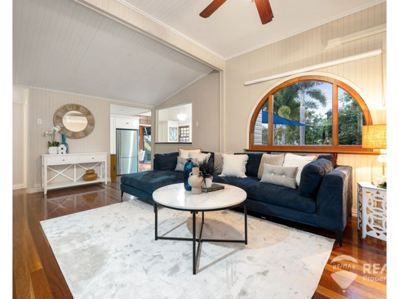 82 Nearra Street, Deagon QLD 4017