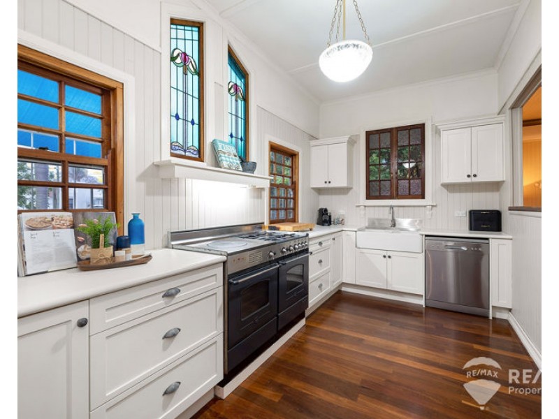 82 Nearra Street, Deagon QLD 4017