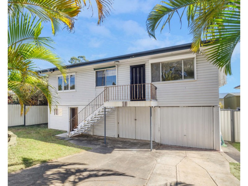 10 Pomona Street, Brighton QLD 4017